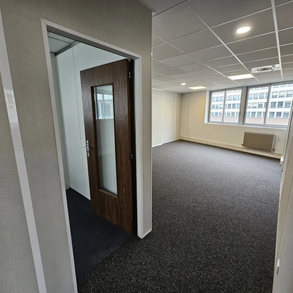 Espace indépendant 200 m² 20 postes Location bureau Rue de la Vanne Montrouge 92120 - photo 8