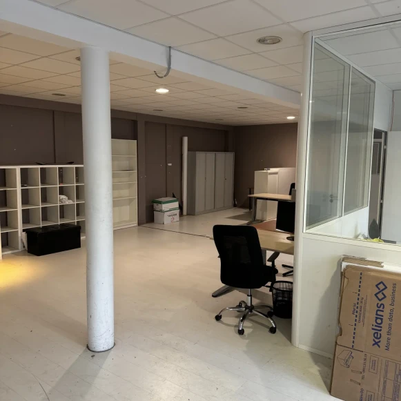 Espace indépendant 289 m² 30 postes Location bureau Avenue Jules Ferry Malakoff 92240 - photo 2