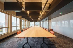 Open Space - 94200 - 54 postes - 309€