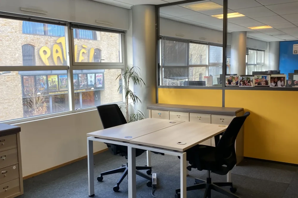 Bureau privé - 69009 - 8 postes - 1600€