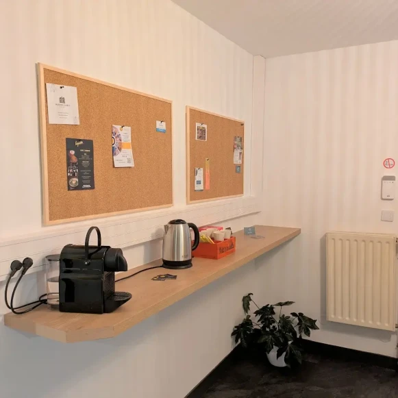 Bureau privé 12 m² 2 postes Location bureau Rue de la Loire Sainte-Luce-sur-Loire 44980 - photo 5