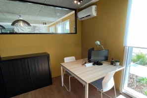 Bureau privé - 33320 - 4 postes - 1200€