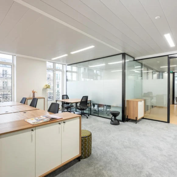 Bureau privé 48 m² 12 postes Coworking Boulevard Malesherbes Paris 75008 - photo 1