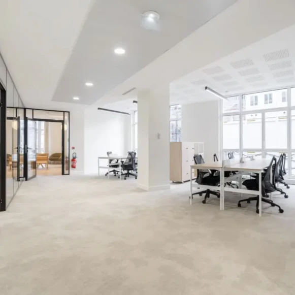 Espace indépendant 400 m² 65 postes Location bureau Rue du Louvre Paris 75002 - photo 1