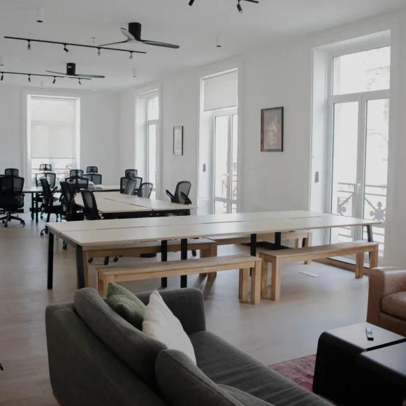 Espace indépendant 100 m² 18 postes Location bureau Boulevard Saint Denis Paris 75002 - photo 4