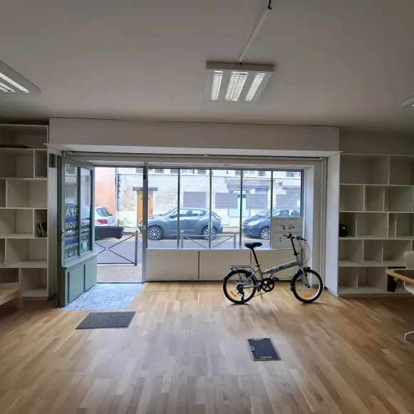 Bureau privé 50 m² 10 postes Location bureau Rue Jules Picard Champagne-sur-Oise 95660 - photo 2