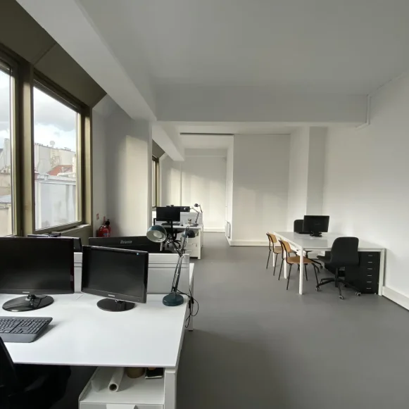 Open Space  2 postes Coworking Passage Brûlon Paris 75012 - photo 3