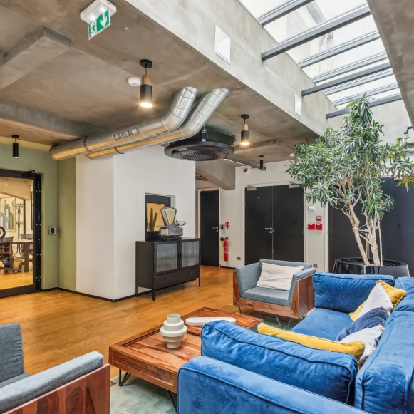 Espace indépendant 500 m² 65 postes Location bureau Rue du Faubourg Saint-Denis Paris 75010 - photo 7