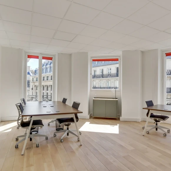 Espace indépendant 400 m² 70 postes Coworking Rue Taitbout Paris 75009 - photo 12