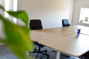 Open Space - 13880 - 4 postes - 400€