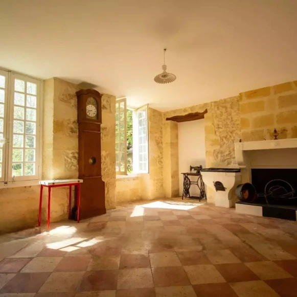 Bureau privé 19 m² 4 postes Location bureau Route des Graves RN113 Portets 33640 - photo 3