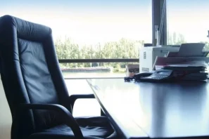 Bureau privé - 92150 - 3 postes - 600€