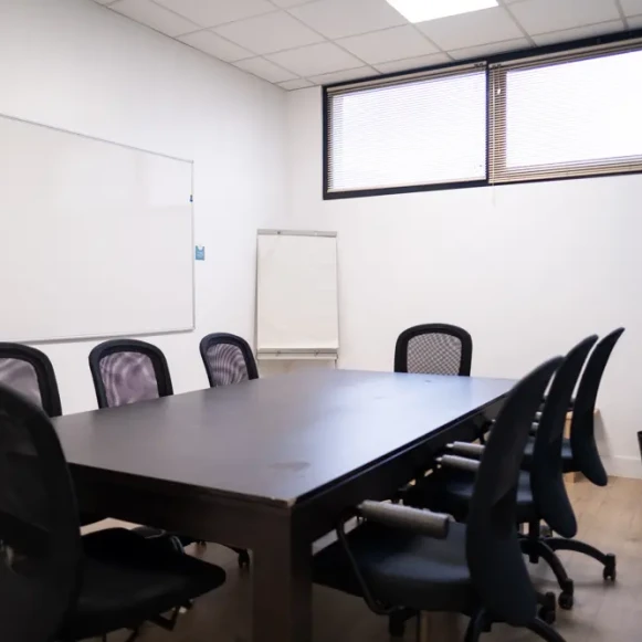 Bureau privé 70 m² 10 postes Coworking Rue Francis de Pressensé Villeurbanne 69100 - photo 6