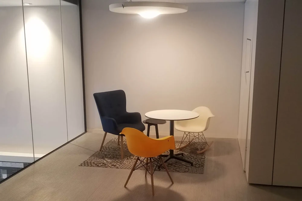 Open Space - 75019 - 1 poste - 190€