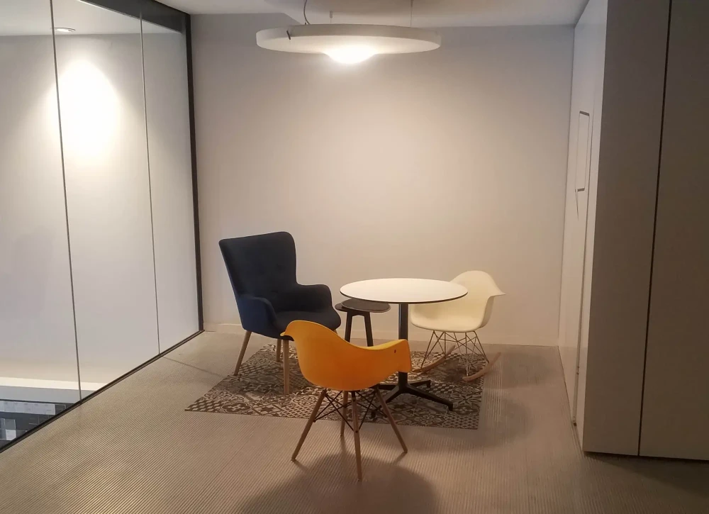 Open Space - 75019 - 2 postes - 190€