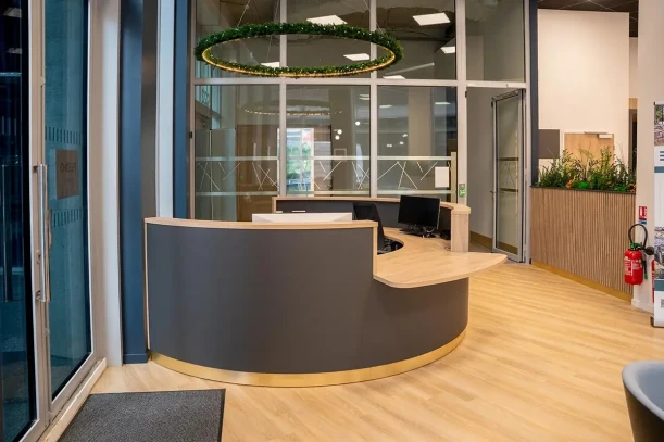 Bureau privé - 35000 - 6 postes - 1818€