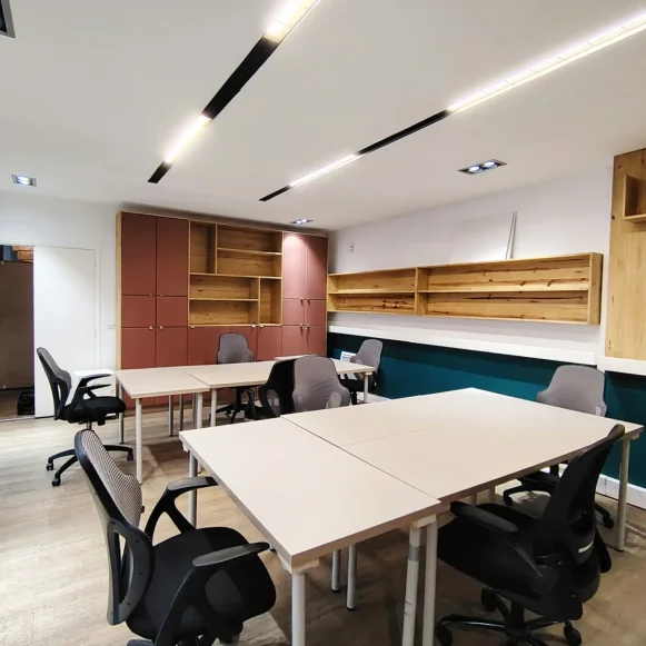 Bureau privé 36 m² 12 postes Location bureau Rue Henry Monnier Paris 75009 - photo 2