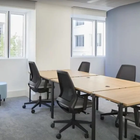 Bureau privé 21 m² 4 postes Coworking Boulevard Malesherbes Paris 75008 - photo 2