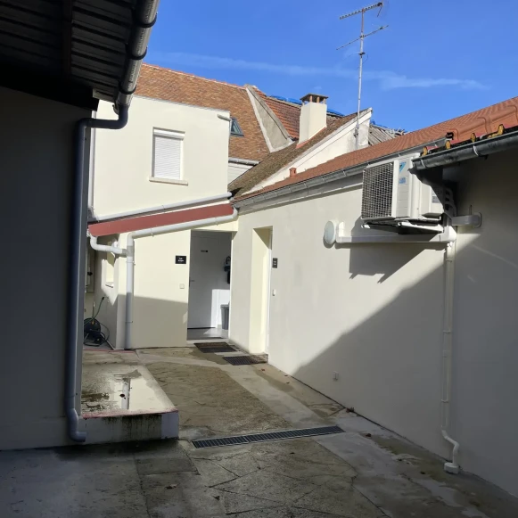 Open Space  12 postes Coworking Rue de la Madeleine Brie-Comte-Robert 77170 - photo 6