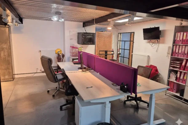 Bureau privé - 59000 - 18 postes - 6300€