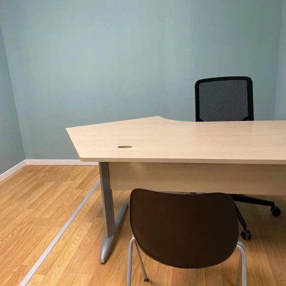 Bureau privé 9 m² 1 poste Location bureau Avenue Jean Rostand Trappes 78990 - photo 1