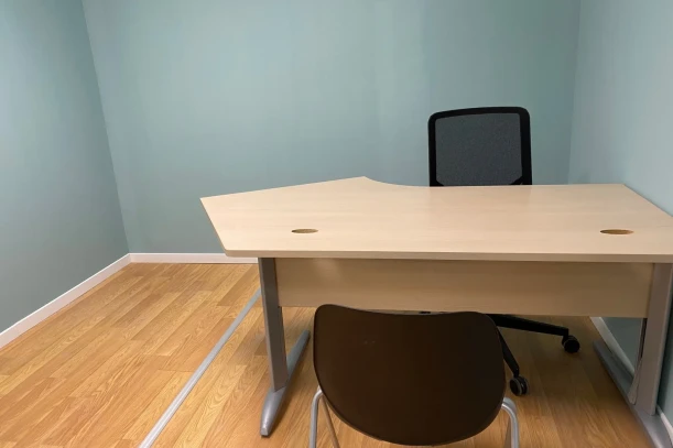 Bureau privé - 78990 - 1 poste - 297€