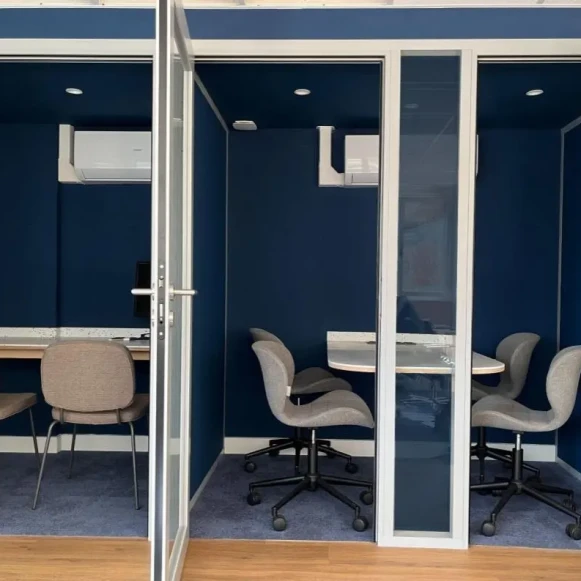 Bureau privé 12 m² 3 postes Coworking Avenue de Corinthe Marseille 13006 - photo 4