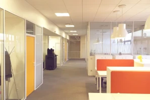 Open Space - 78630 - 1 poste - 250€