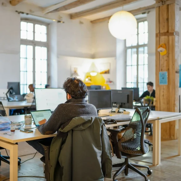 Open Space  1 poste Coworking Rue Neuve Sainte-Catherine Marseille 13007 - photo 9