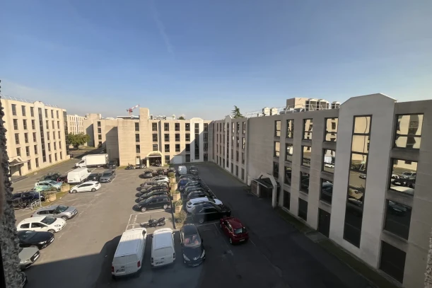 Espace indépendant - 78400 - 4 postes - 590€