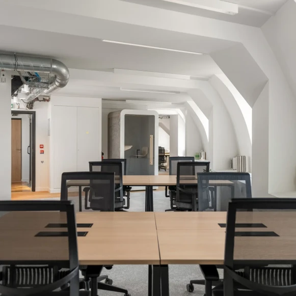 Espace indépendant 356 m² 56 postes Location bureau Rue du Faubourg Saint-Antoine Paris 75012 - photo 9
