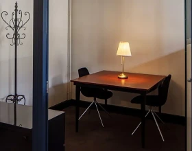 Un des bureaux pour 4 - REMIX 16B