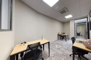 Bureau privé - 06000 - 4 postes - 932€