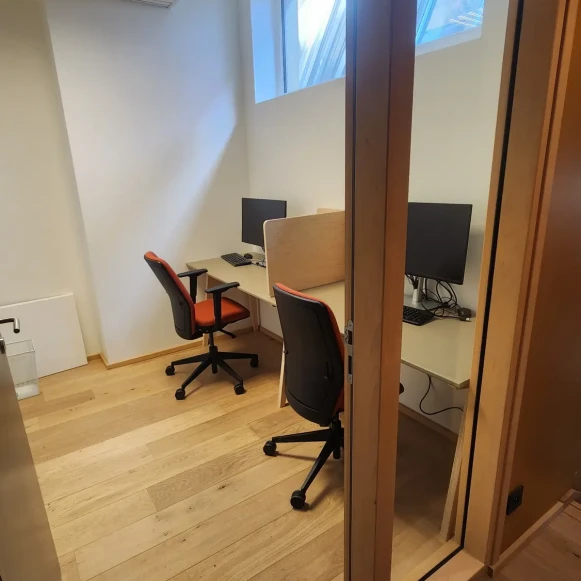 Bureau privé 21 m² 6 postes Location bureau Rue Parmentier Oullins-Pierre-Bénite 69600 - photo 8