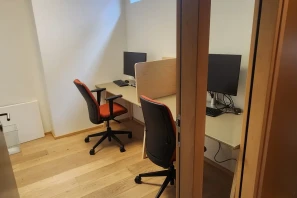 Bureau privé - 69600 - 6 postes - 1950€