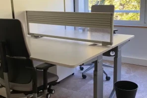 Bureau privé - 44470 - 2 postes - 600€