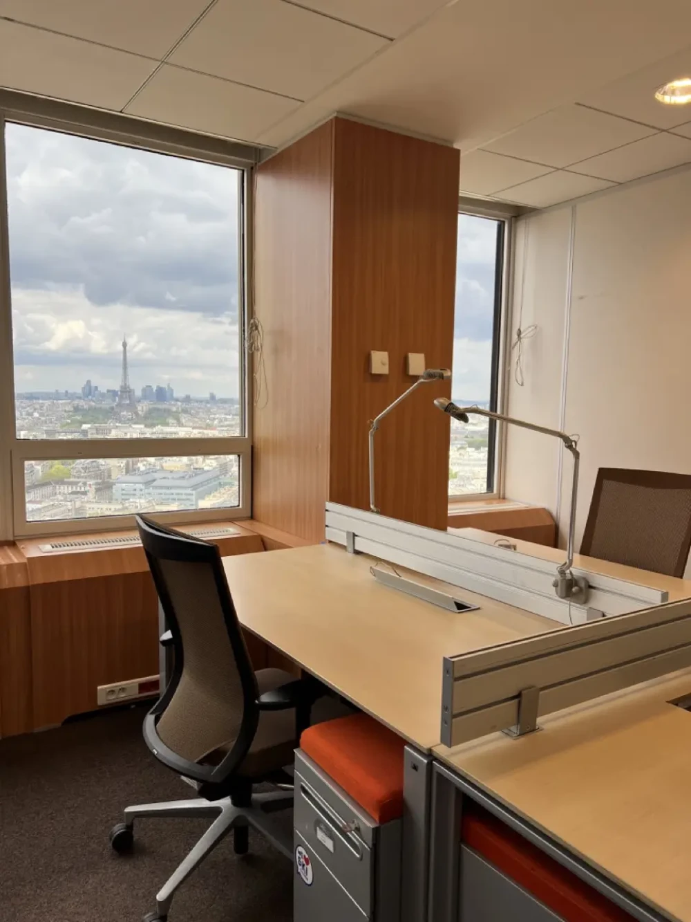 Bureau privé - 75015 - 8 postes - 4400€