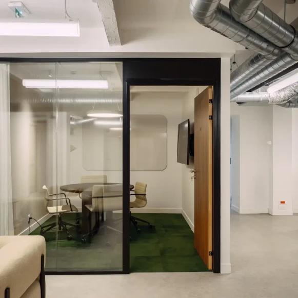 Open Space  24 postes Location bureau Rue de la Victoire Paris 75009 - photo 4