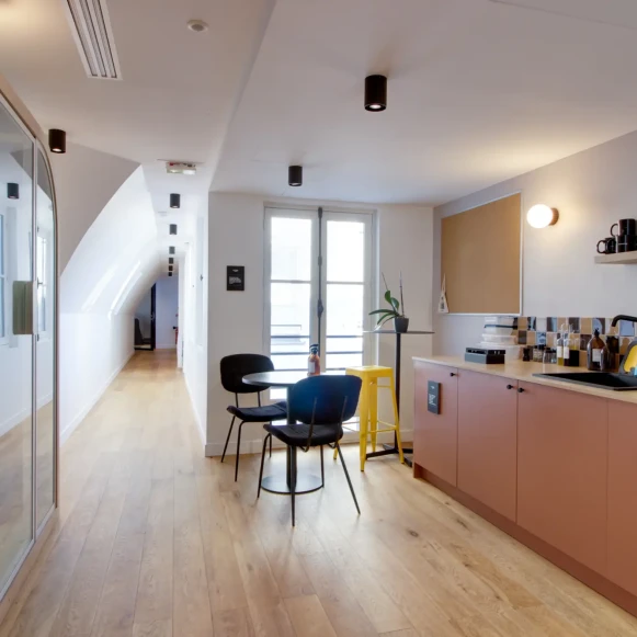 Espace indépendant 227 m² 42 postes Coworking Rue Cambacérès Paris 75008 - photo 3