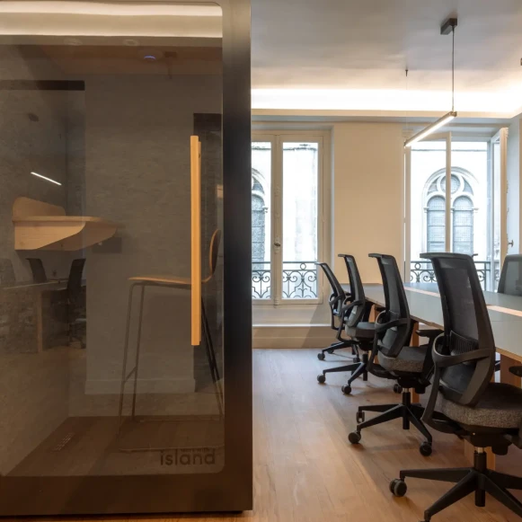 Espace indépendant 176 m² 26 postes Location bureau Rue Blanche Paris 75009 - photo 9