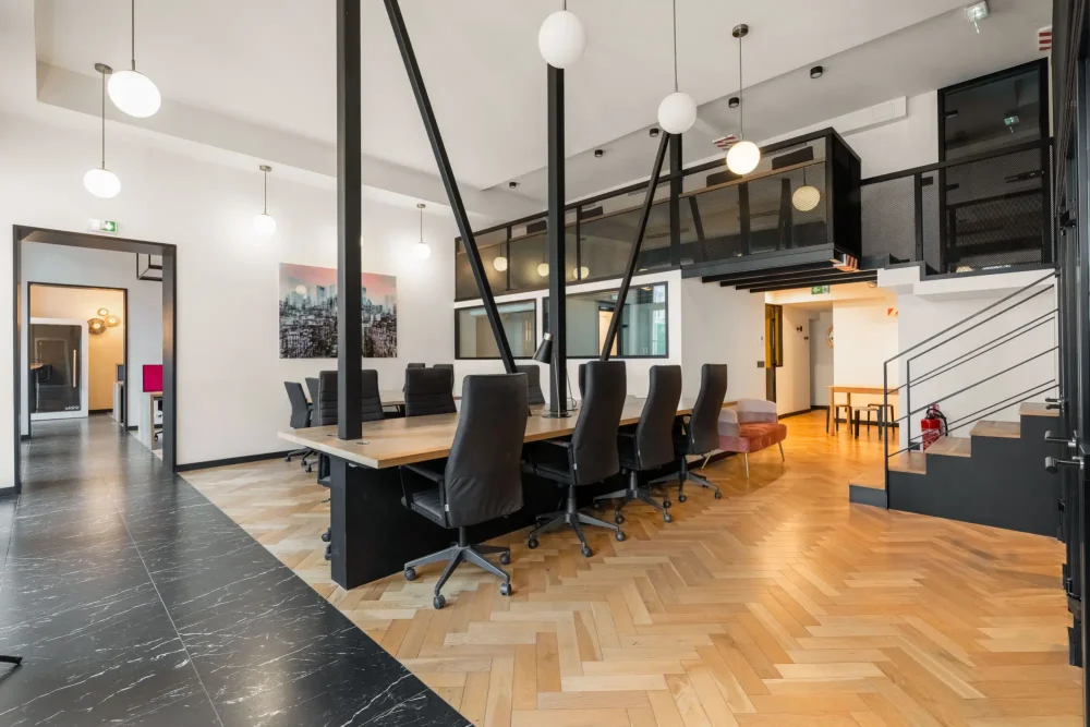 Espace indépendant - 75010 - 17 postes - 24780€