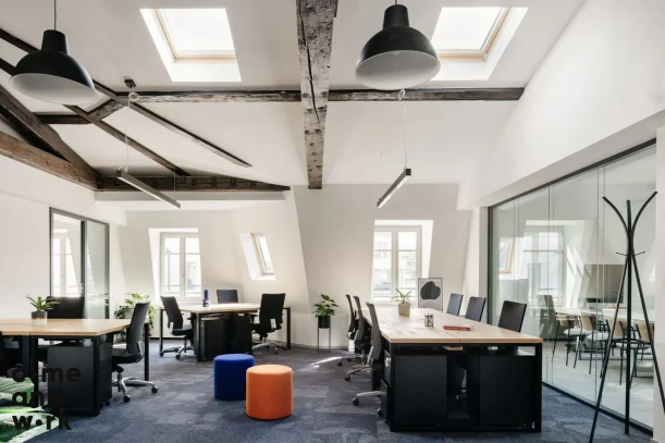 Espace indépendant - 75009 - 80 postes - 56000€