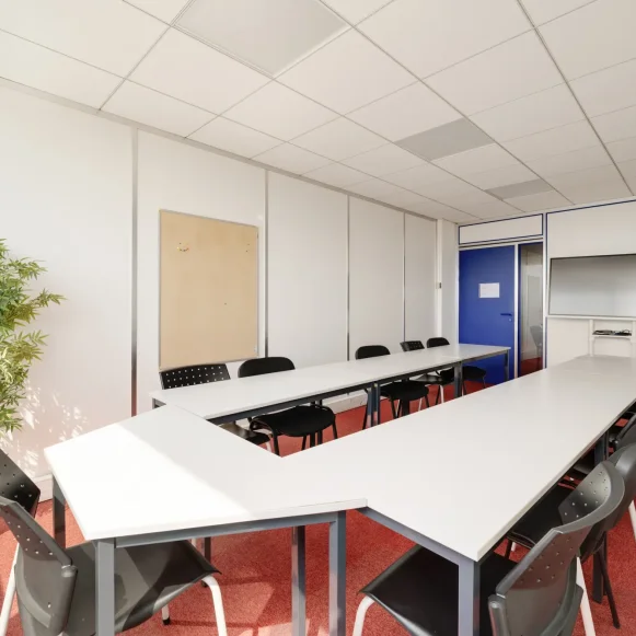 Bureau privé 22 m² 4 postes Coworking Rue Piroux Nancy 54000 - photo 8