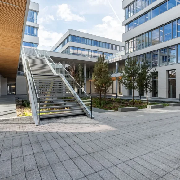 Bureau privé 250 m² 42 postes Coworking Allée Clémentine Deman Lille 59000 - photo 6