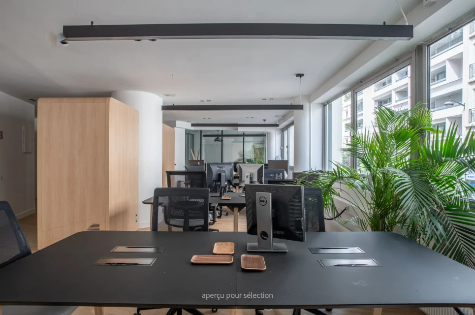 Jöro Rue de Vaugirard