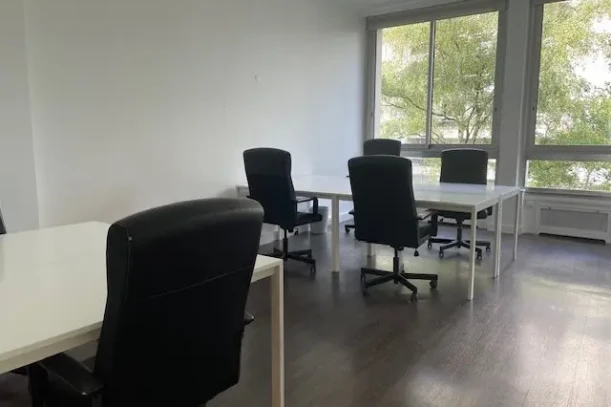 Bureau privé - 75016 - 6 postes - 2025€