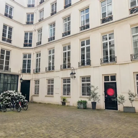 Espace indépendant 356 m² 50 postes Location bureau Rue Croix des Petits Champs Paris 75001 - photo 10