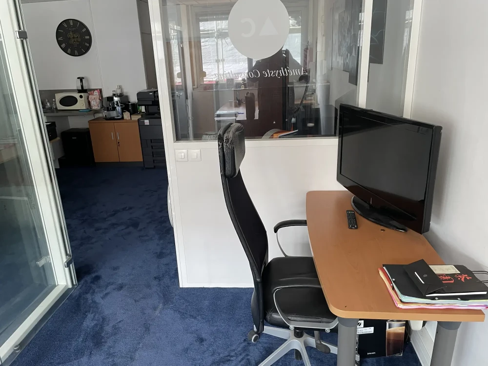 Espace indépendant - 69009 - 8 postes - 750€