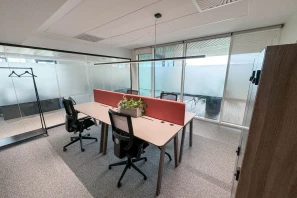 Bureau privé - 64200 - 4 postes - 1836€