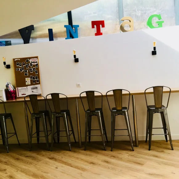 Bureau privé 15 m² 4 postes Location bureau Boulevard Pierre 1er Le Bouscat 33110 - photo 9